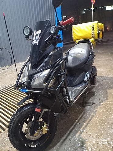 Скутеры: Тип скутера 150 куб. см, Бензин, Б/у — 5