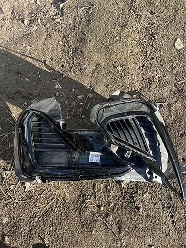 киа рио запчаст: Заглушка бампера Kia, Б/у, Оригинал — 1