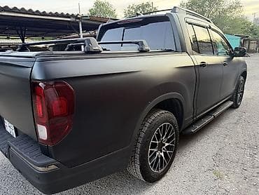 b class: Honda Ridgeline: 2020 г., 3.5 л, Автомат, Бензин — 7