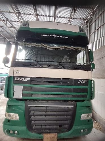 Тягач, DAF, 2013 г., Тентованный