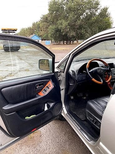 бампер rx 300: Lexus RX: 2002 г., 3 л, Автомат, Бензин, Кроссовер — 6