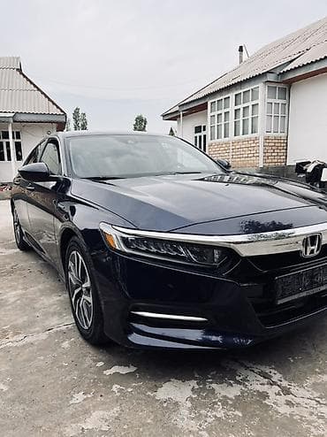 фит фит: Honda Accord: 2018 г., 2 л, Гибрид, Седан — 2