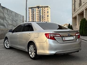 решетка вента: Toyota Camry: 2014 г., 2.5 л, Автомат, Гибрид, Седан — 2
