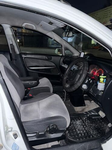 хонда айрвайф: Honda Stream: 2002 г., Автомат, Бензин, Универсал — 8