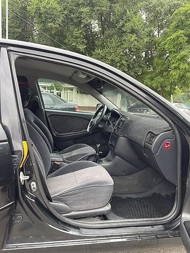 пена для авто: Toyota Avensis: 2002 г., 1.8 л, Механика, Бензин, Седан — 4