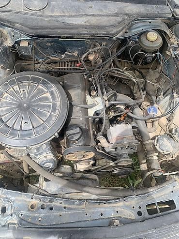 обмен на ауди б4: Audi 100: 1987 г., 1.7 л, Механика, Бензин, Седан — 4