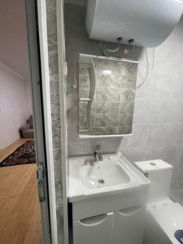 аренда комнаты на долгий срок: Сдам комнату/жильё с отдельным санузлом. 35тысяч депозит 10тысяч — 5