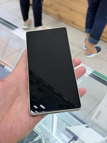 реалии с33: Samsung Galaxy S25 Ultra, Б/у, 512 ГБ, цвет - Черный, 2 SIM — 7