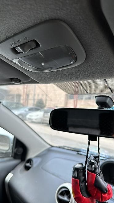 вентилятор тойота: Toyota ist: 2003 г., 1.3 л, Автомат, Бензин, Хэтчбэк — 6