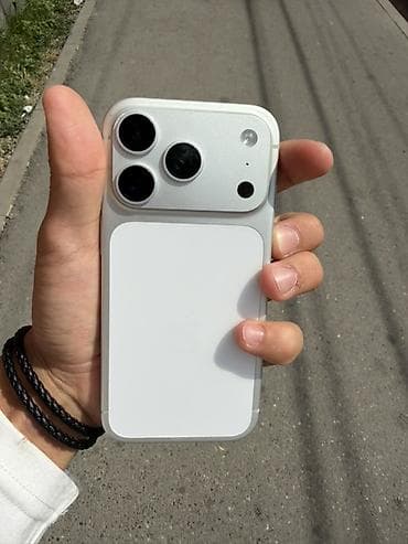 iphone 8 pilus: IPhone 17 Pro, Б/у, 512 ГБ, Серебристый, Кабель, 98 % — 3