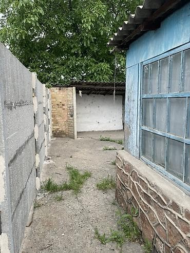 продаю дом в ак ордо 1: Продаю Дом с участком в городе Кемин все как на фото стены бетонные — 6