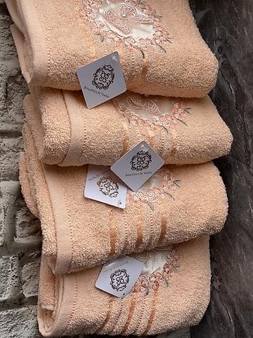 подушка бамбук: Набор домашнего текстиля и базовой одежды. - Махровые полотенца — 2