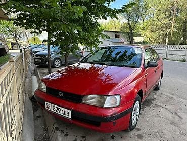 Toyota Carina E: 1997 г., 1.6 л, Механика, Бензин, Седан