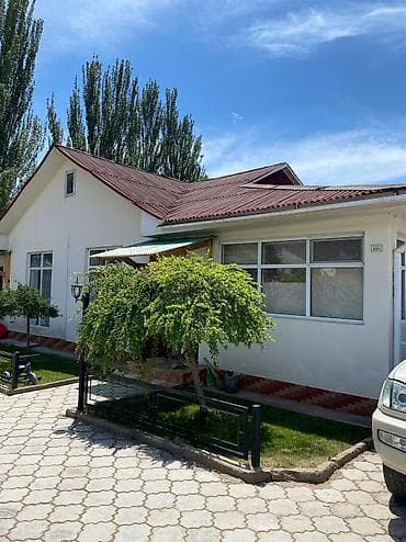 караен: Коттедж, Фонтан, Кара-Ой (Долинка), 6 мест — 1