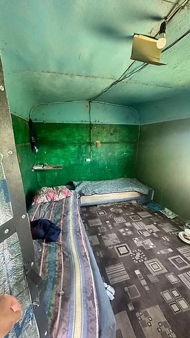 бутка портера: Вагон на колесах в хорошем состоянии. 
2х комнатная, Есть торг — 2