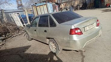 обшивка нексия: Daewoo Nexia: 2010 г., Седан — 6