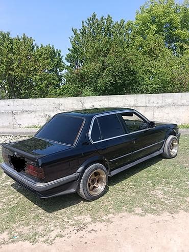 audi a4 b6: BMW 3 series: 1986 г., Седан — 4