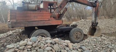 наборы ключей б у: Экскаватор, 1993 г., Дөңгөлөктүү — 4