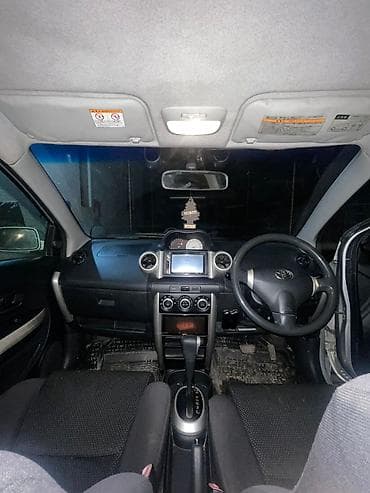 scion машина: Toyota Ist: 2004 г., 1.3 л, Автомат, Бензин, Хэтчбэк — 5