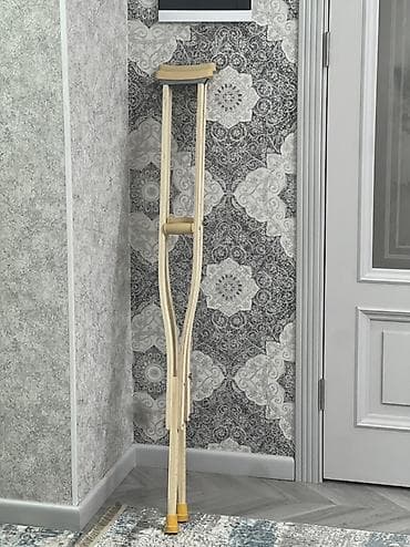 Подмышечные костыли из дерева (пара) - Материал: прочная шлифованная