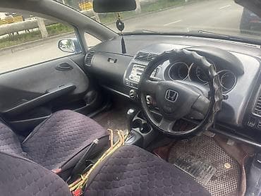 Honda: Honda Fit: 2002 г., 1.5 л, Вариатор, Бензин, Седан — 5