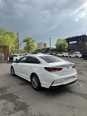 step 2: Hyundai Sonata: 2020 г., 2 л, Автомат, Газ, Седан — 4