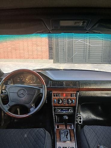 обмен на цивик: Mercedes-Benz E-Class: 1995 г., 3.2 л, Автомат, Бензин, Универсал — 5