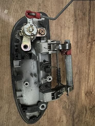 двер хонда: Наружная дверная ручка автомобиля с личинкой замка и тягами Продается — 2