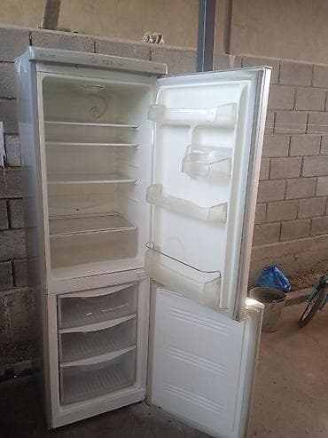 macbook pro 2019: Холодильник Samsung, Б/у, Двухкамерный, De frost (капельный), 55 * 174 * 43 — 2