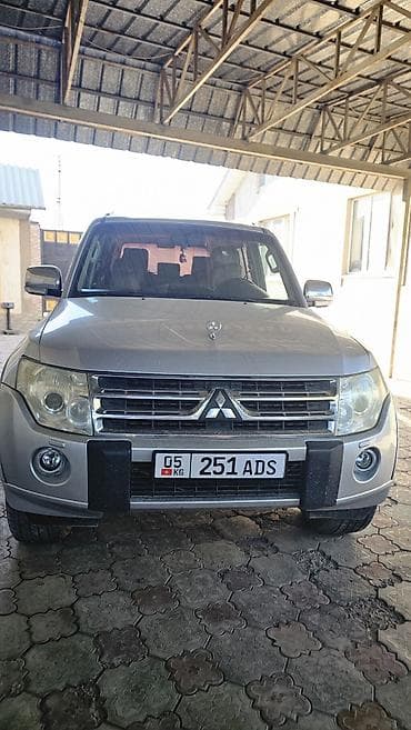 продам мицубиси паджеро: Mitsubishi Pajero: 2010 г., Автомат, Бензин, Внедорожник — 1