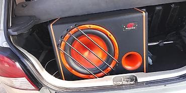 Автомобильная аудиосистема и тюнинг салона в оранжевом стиле. - at lalafo.kg Автомобильная аудиосистема и тюнинг салона в оранжевом стиле. -