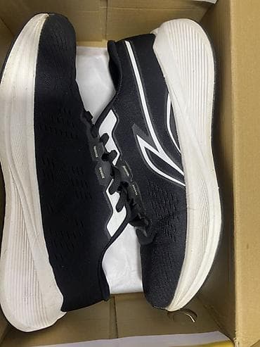 кросовки 41: Чёрный “LI-NING” крассовка — 1