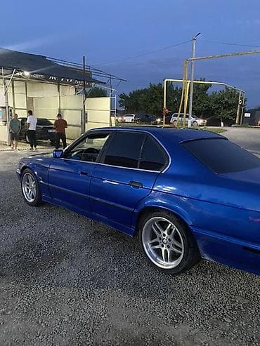clk 209: BMW 525: 1995 г., 2.5 л, Механика, Бензин, Седан — 2