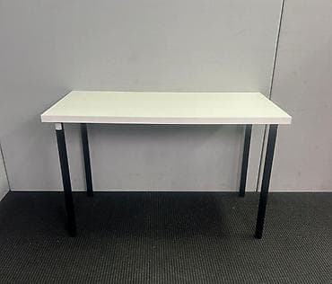 Компьютерные столы: Продаётся стол IKEA LINNMON с регулируемыми по высоте ножками — 1
