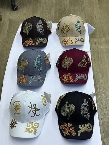 кепки: Кепка, Бейсболка, Козырек: Изогнутый, С вышивкой — 2