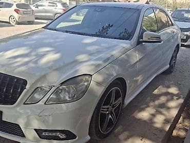 Mercedes-Benz E-Class: 2010 г., 1.8 л, Автомат, Бензин, Седан