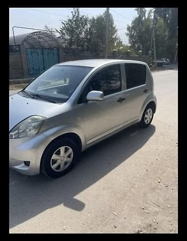 toyota raf4: Daihatsu Sirion: 2007 г., 1 л, Механика, Бензин, Хэтчбэк — 3