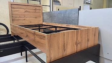 Кровати: Односпальная кровать 190*90см с фабричным матрасом “Эсал”. Основание — 4