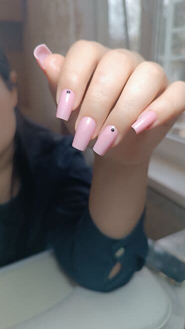 маникюр педикюр с выездом на дом: Выравнивание, Наращивание ногтей, Донаращивание ногтей, Маникюр, Одноразовые расходные материалы — 13