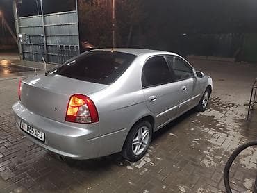 Kia Spectra: 2001 г., 1.6 л, Бензин, Седан — 5