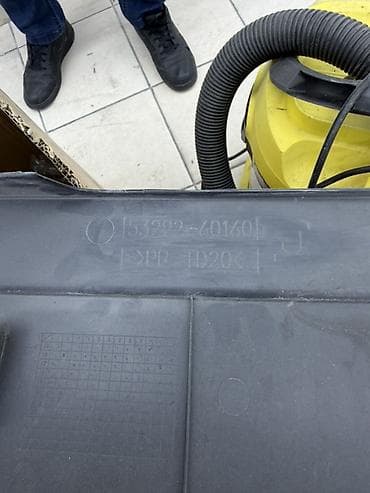 lexus: Накладка на капот Lexus, Б/у — 2