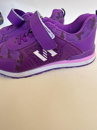 кроссовки 34 35: Подростковые кроссовки. Новые
Размеры: 35, 37
Торг уместен — 2