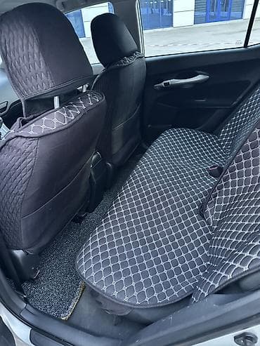 х2 00: Toyota Auris: 2008 г., 1.6 л, Робот, Бензин, Хэтчбэк — 6