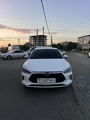 byd han ev: BYD E3: 2020 г., Робот, Электромобиль, Седан — 8