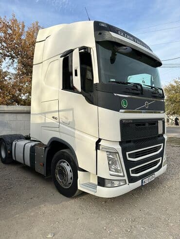 полировычный машынка: Тягач, Volvo, 2013 г. — 1