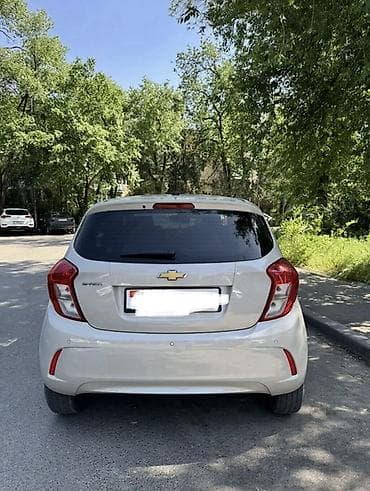 Продажа авто: Chevrolet Spark: 2018 г., 1 л, Автомат, Бензин, Хэтчбэк — 2