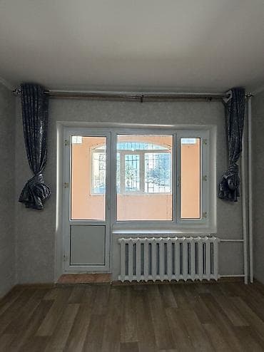 1 комната, 62 м², 106 серия, 1 этаж, Старый ремонт — 4