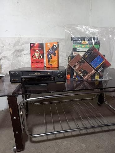 авто dvd: Город ОШ Видеомагнитофон Samsung WINNER с комплектом видеокассет VHS — 1