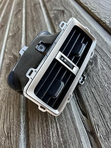 rx: Дефлектор воздуховода Lexus 2018 г., Б/у, Оригинал, США — 1