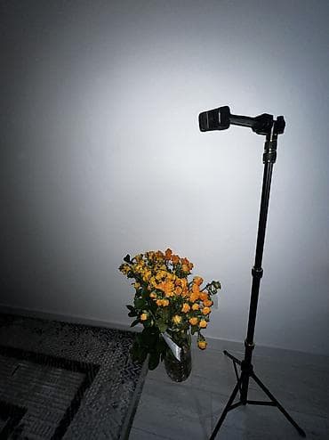 nokia n82: Продаю штатив — 1